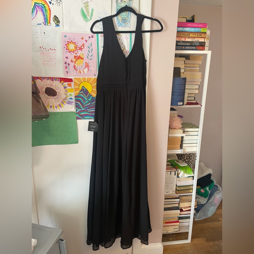 Lulu’s black gown dress